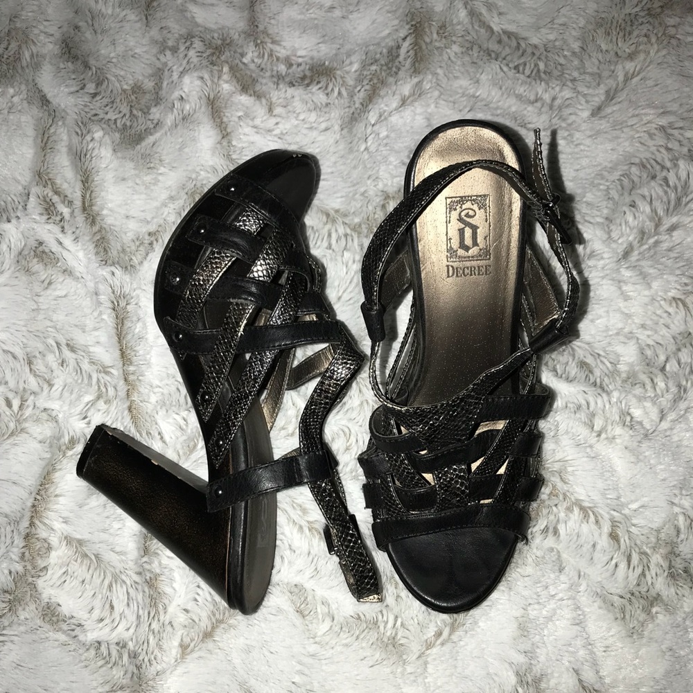 Block heeled sandals